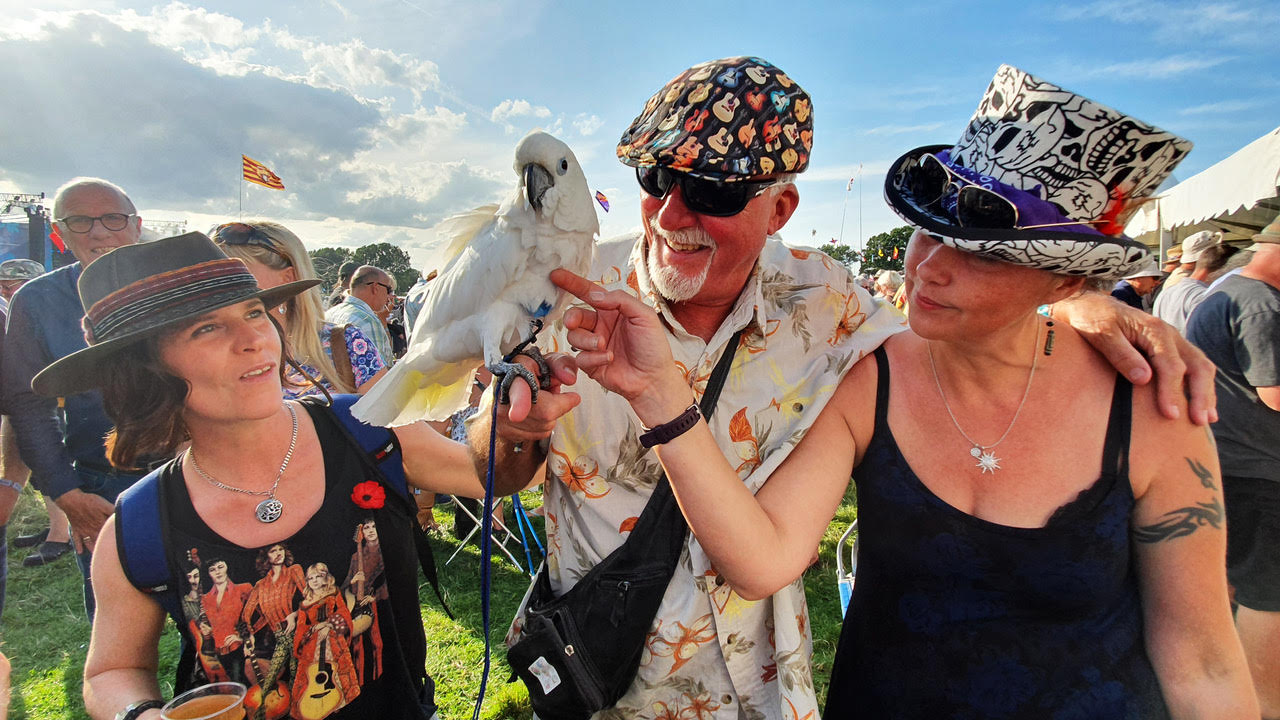 Peggy and Georgia and friend